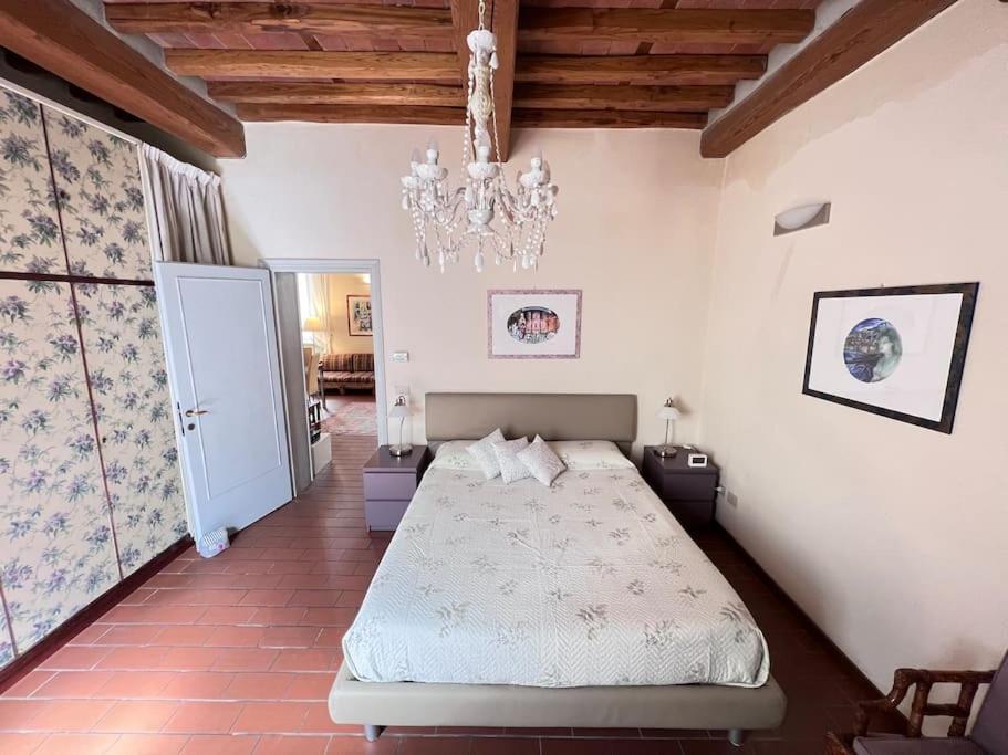 Casa Tommaso Apartment Lucca Bagian luar foto