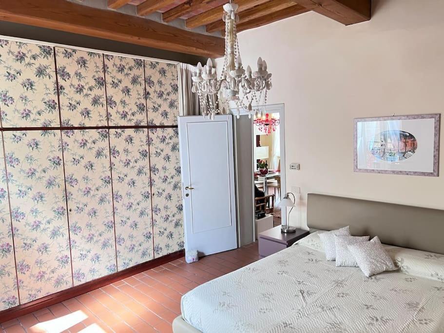Casa Tommaso Apartment Lucca Bagian luar foto