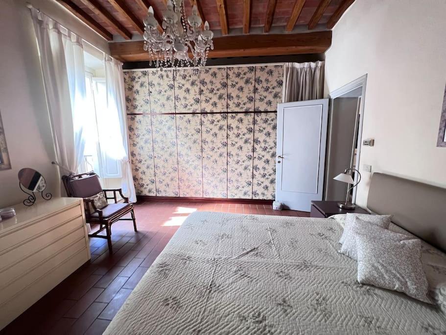 Casa Tommaso Apartment Lucca Bagian luar foto